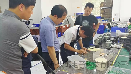 說(shuō)明: http://image0.chunsuns.com/site501/upload/album/20170626/201706260922409994481.jpg